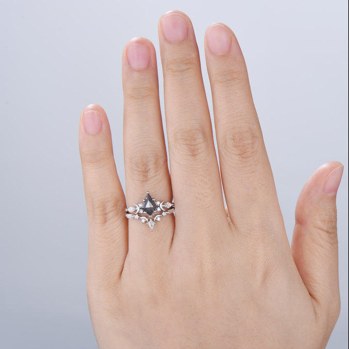 Unique kite cut salt and pepper diamond ring set natural pepper engagement ring 18k white gold bridal wedding set handmade anniversary gift - PENFINE