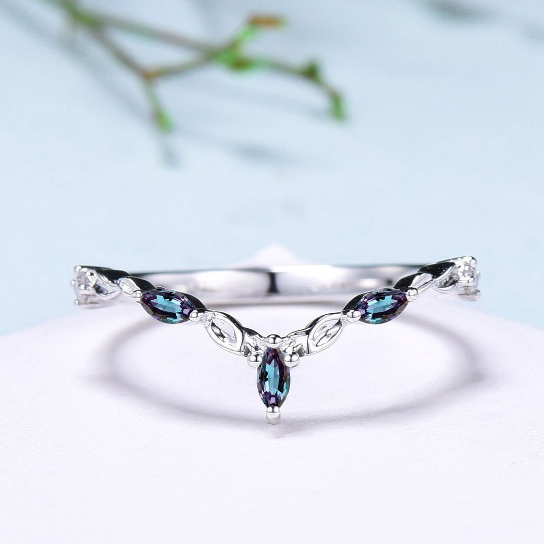 Vintage Curved V alexandrite wedding band yellow gold leaf vine matching band women unique art deco stacking promise ring anniversary gift - PENFINE