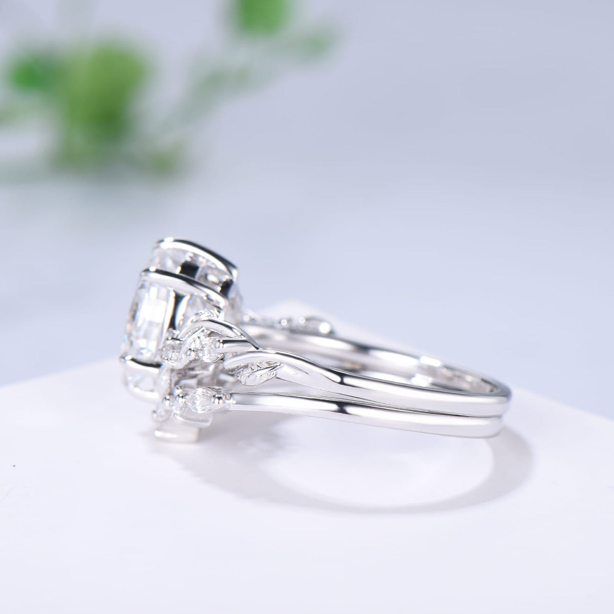 Retro 2Ct 7x9mm Oval Moissanite engagement ring set nature inspired rose gold Leaf Vine wedding ring set Handmade Proposal Gifts for Women