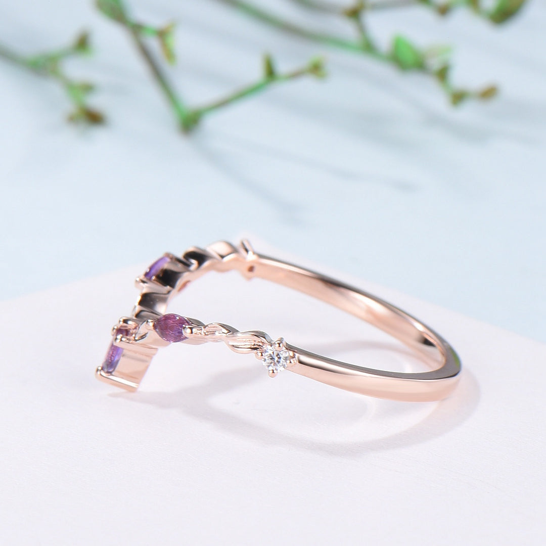 Vintage Curved V amethyst wedding band yellow gold leaf vine matching band purple crystal art deco stacking promise ring anniversary gift - PENFINE