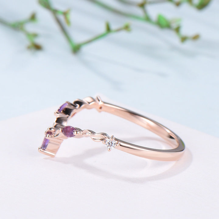 Vintage Curved V amethyst wedding band yellow gold leaf vine matching band purple crystal art deco stacking promise ring anniversary gift - PENFINE