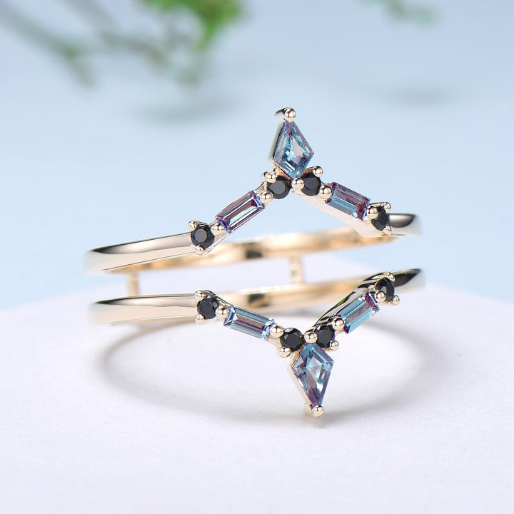 Double V curved kite baguette alexandrite wedding band enhancer wraps solid rose gold vintage black spinel stacking band anniversary gift - PENFINE