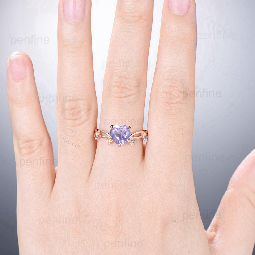 Elegant Lavender Amethyst Ring Unique Purple Crystal Heart Shaped Engagement Ring Flower Amethyst Wedding Ring February Birthstone Jewelry - PENFINE