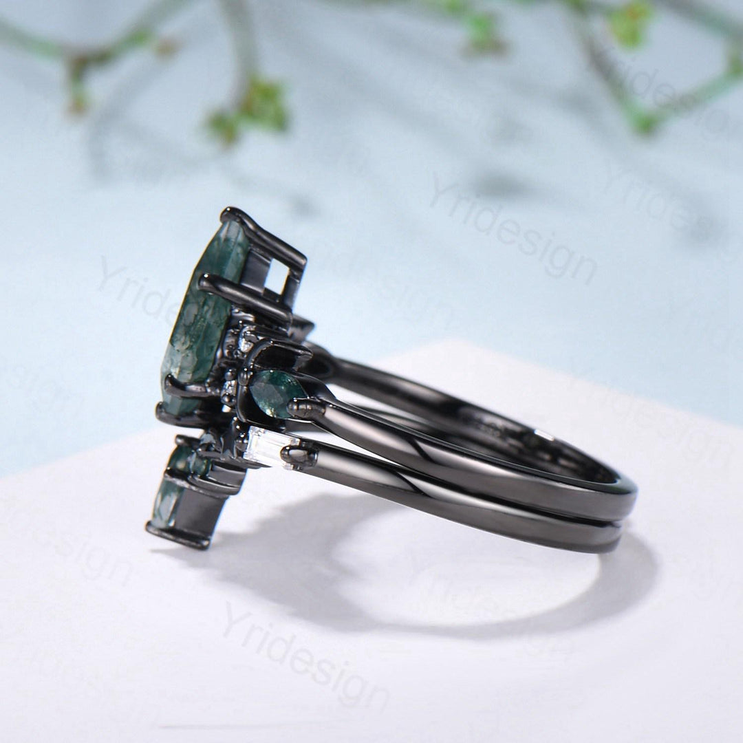 Unique Black gold kite cut garnet ring Unique crescent moon star January birthstone engagement ring black spinel delicate bridal wedding set - PENFINE