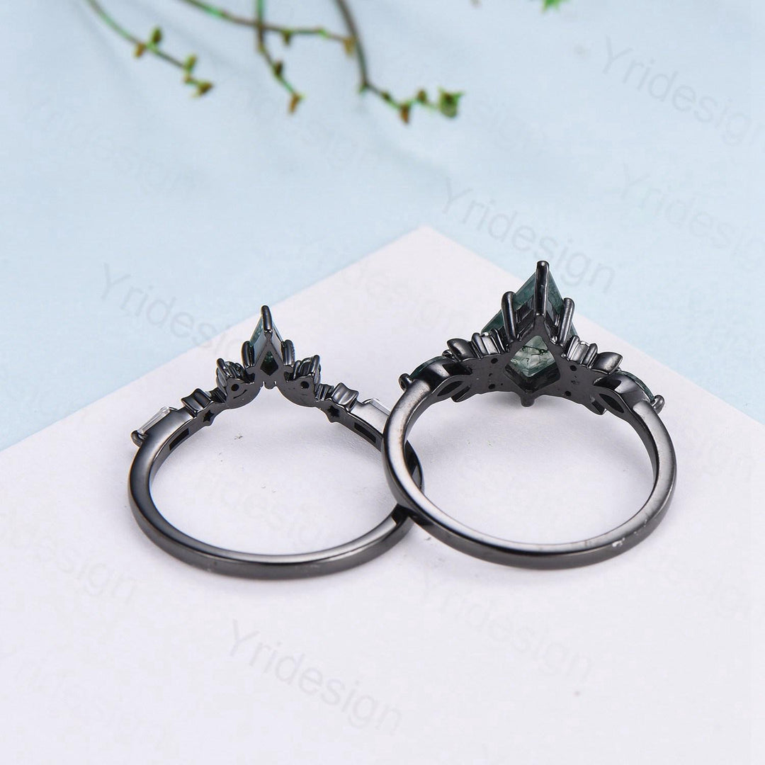 Unique Black gold kite cut garnet ring Unique crescent moon star January birthstone engagement ring black spinel delicate bridal wedding set - PENFINE