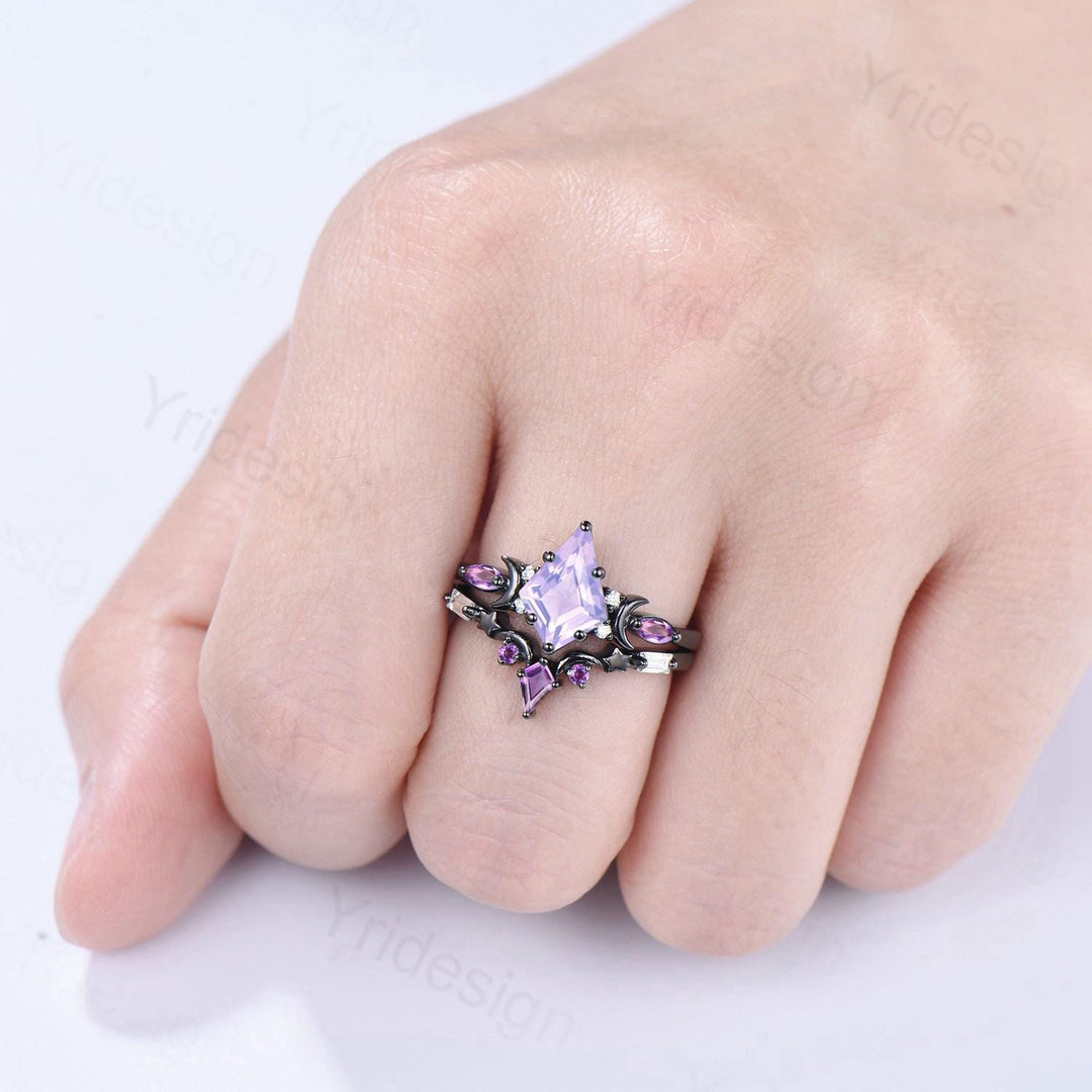 Unique Black gold kite cut lavender amethyst ring Unique crescent moon star purple engagement ring delicate amethyst 2pcs bridal wedding set - PENFINE