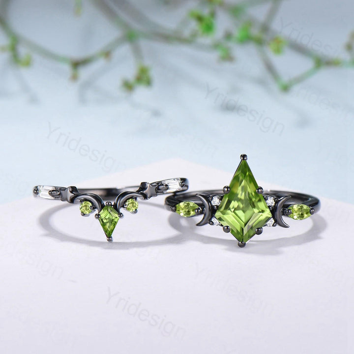 Vintage Kite Cut Peridot Engagement Ring Set Black Gold Unique Moon Star August Birthstone Wedding Ring Set Gothic Promise Anniversary Ring - PENFINE
