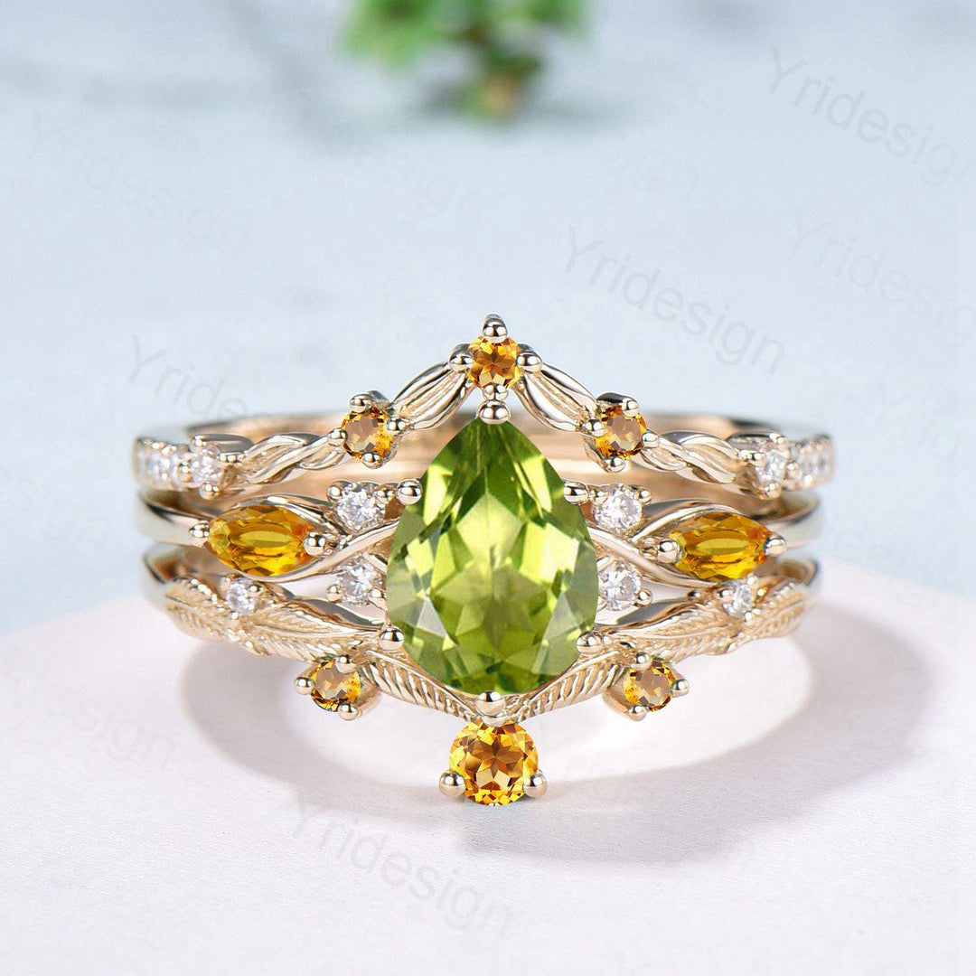 Vintage Peridot engagement ring set August birthstone wedding ring set Unique Citrine Bridal set Curved Anniversary Promise ring gifts women - PENFINE