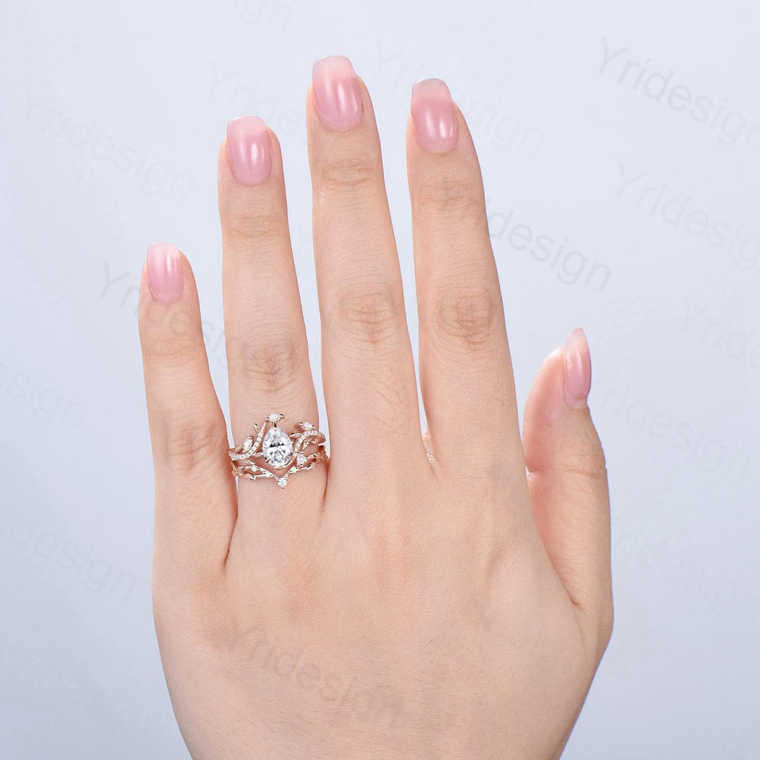 Vintage Pear Diamond Engagement Ring Set Nature Inspired Moissanite Wedding Ring Set 14k Rose Gold 2pcs Snake CVD Diamond Bridal Set Women - PENFINE