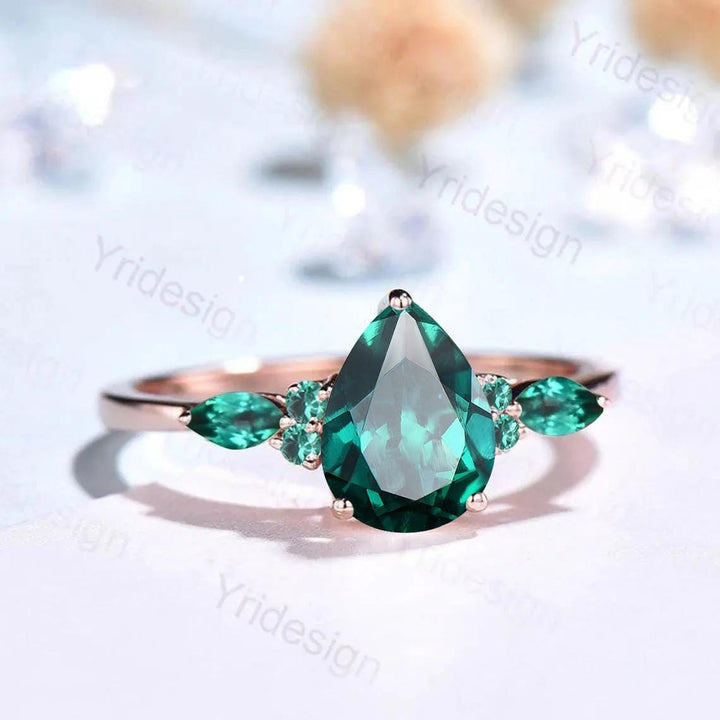 Vintage Pear Shaped Emerald Engagement Ring Set Retro Marquise Emerald Wedding Ring Set Art Deco Green Gemstone Anniversary Bridal Ring Set - PENFINE