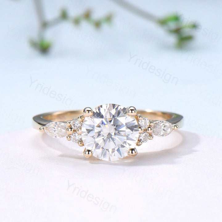 Vintage Round Cut Moissanite Engagement Ring Set 14K Yellow Gold Lab Grown Diamond Bridal Ring Set 2pcs Anniversary Promise Ring Set Women - PENFINE