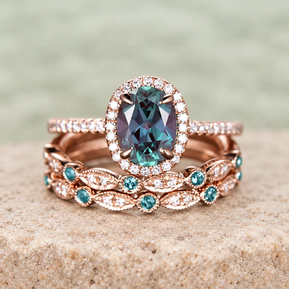 Vintage 1.5CT Oval Alexandrite Engagement Ring Set, halo Dimaond Wedding Ring Set