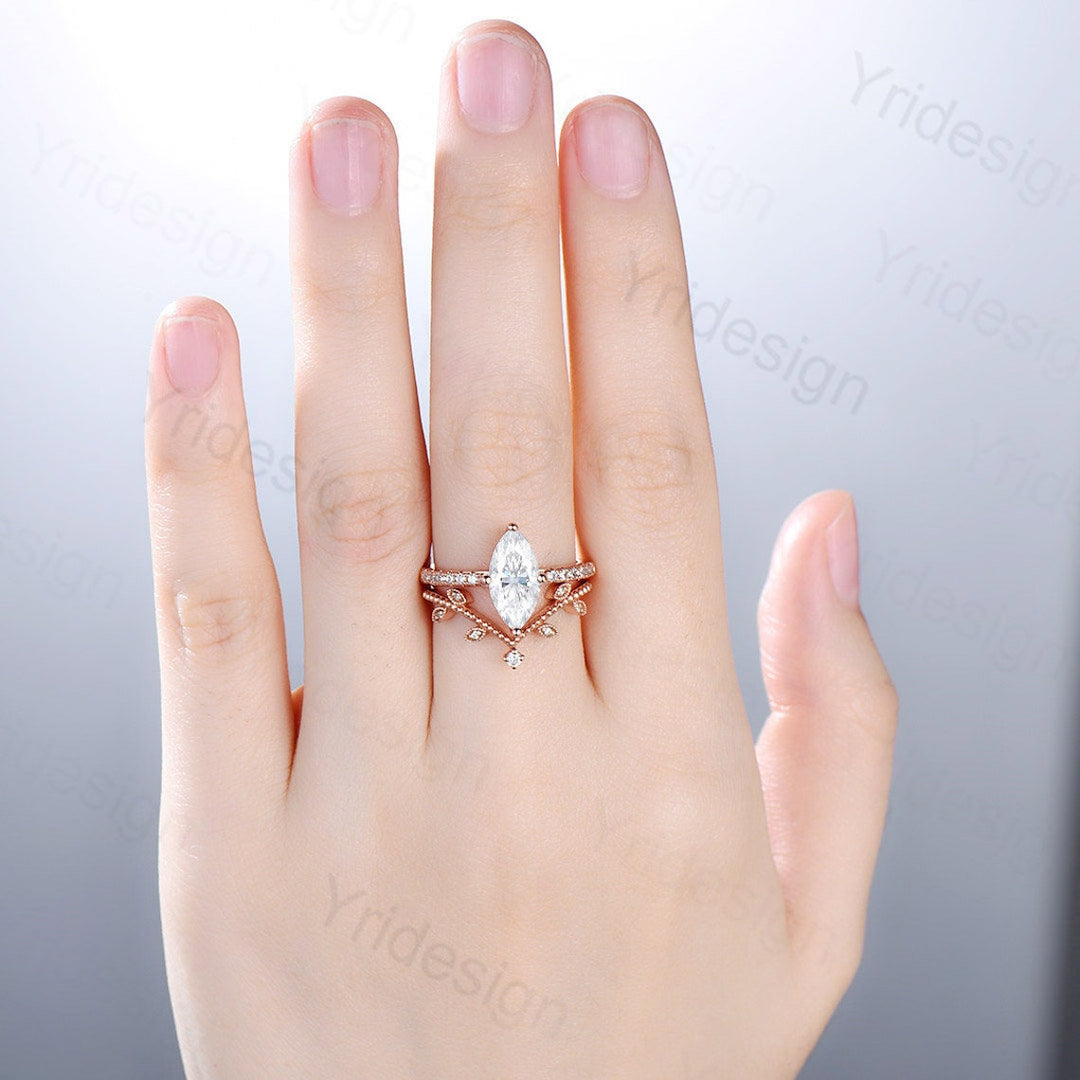 Marquise Cut Moissanite Ring Set / Petite Shared Prong Diamond Engagement Ring For Women / 14K 18K Gold Art Deco Milgrain Wedding Band - PENFINE