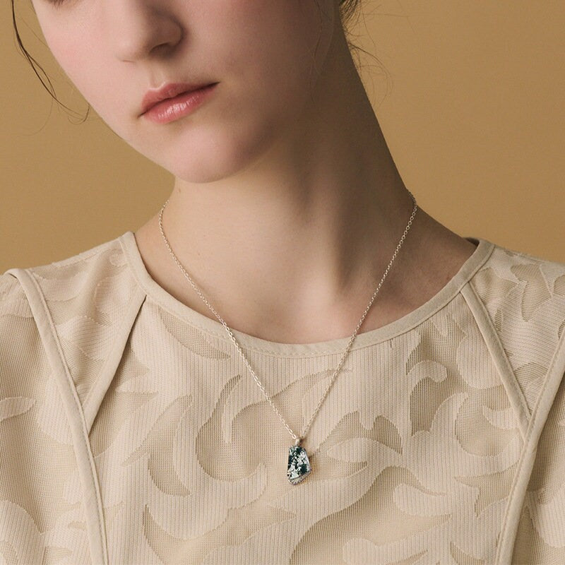 Vintage Irregular Geometry Moss Agate Pendant Necklace Unique Retro Agate Necklace Minimalist Pendant Natural Pendant Christmas gift - PENFINE