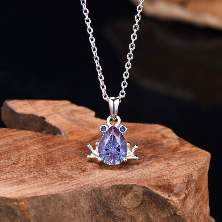 Special Firework Cut Color-change Alexandrite Frog Necklace Three Stone Animal Inspired Wedding Pendant Proposal Anniversary Gifts For Women - PENFINE