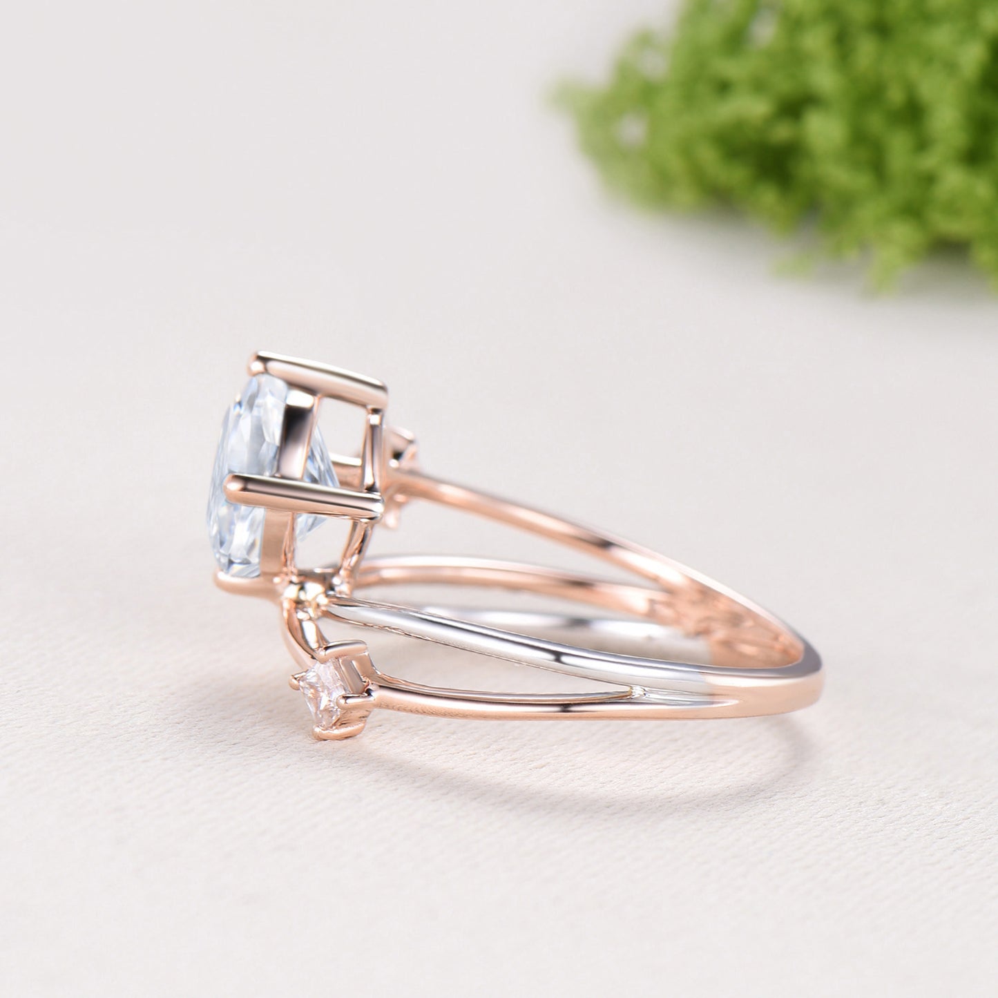 Unique Two Tone Moissanite Engagement Ring 7mm Round Cut Split Shank Rose White Gold Wedding Ring Twisted Diamond Band Anniversary Gift