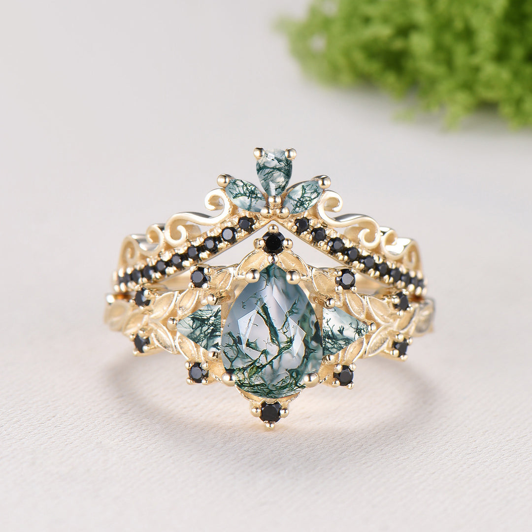 Vintage Pear Shaped Moss Agate Engagement Ring Set | Nature Inspired Leaf Vine Black Spinel Bridal Set | Unique Teardrop Wedding Set For Her