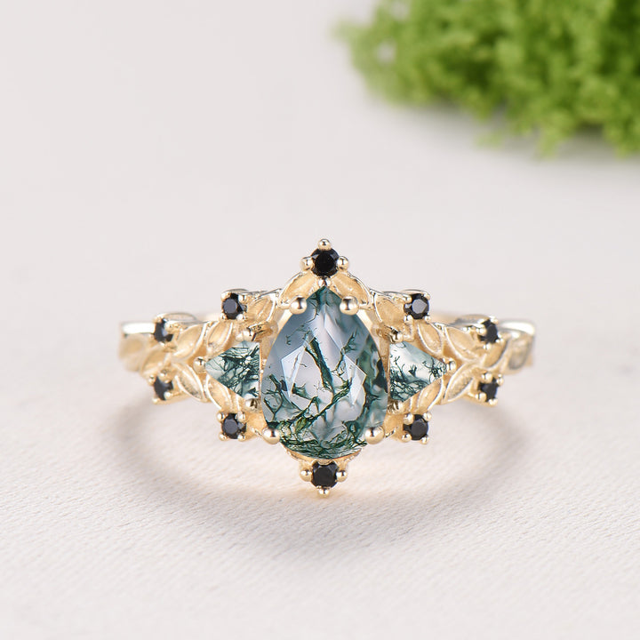 Vintage Pear Shaped Moss Agate Engagement Ring Set | Nature Inspired Leaf Vine Black Spinel Bridal Set | Unique Teardrop Wedding Set For Her
