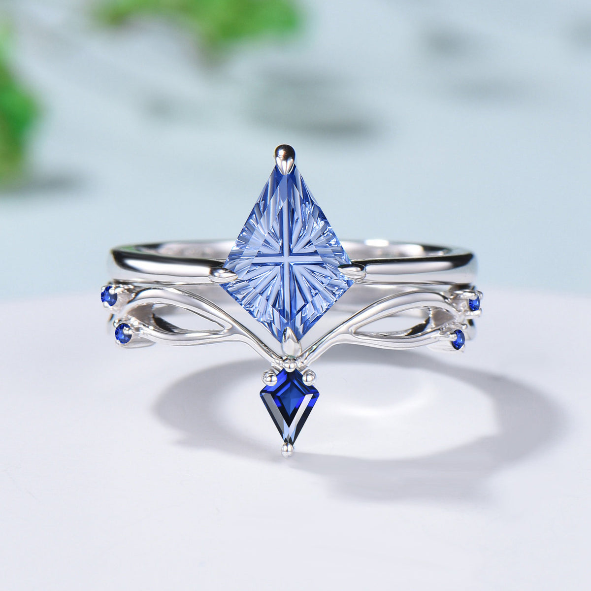 Kite Fantasy Cut Cornflower Blue Sapphire Solitaire Wedding Ring Set Sapphire Curved Band