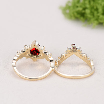 Leaf Vine Garnet Engagement Ring Set Pear Cut Art Deco January Birthstone Black Spinel Bridal Set 14K Yellow Gold Nature Inspired Jewelry