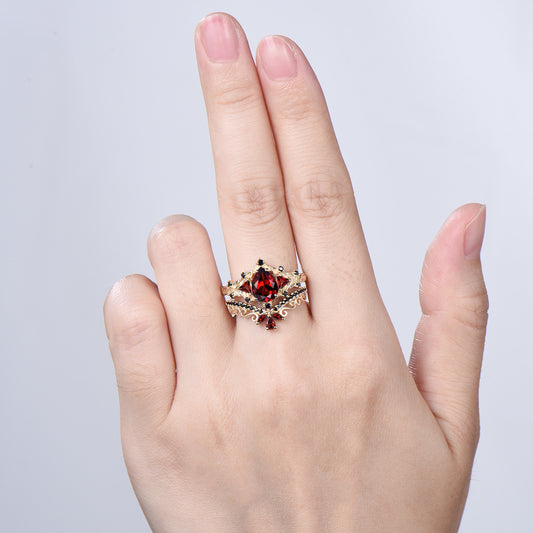 Leaf Vine Garnet Engagement Ring Set Pear Cut Art Deco January Birthstone Black Spinel Bridal Set 14K Yellow Gold Nature Inspired Jewelry