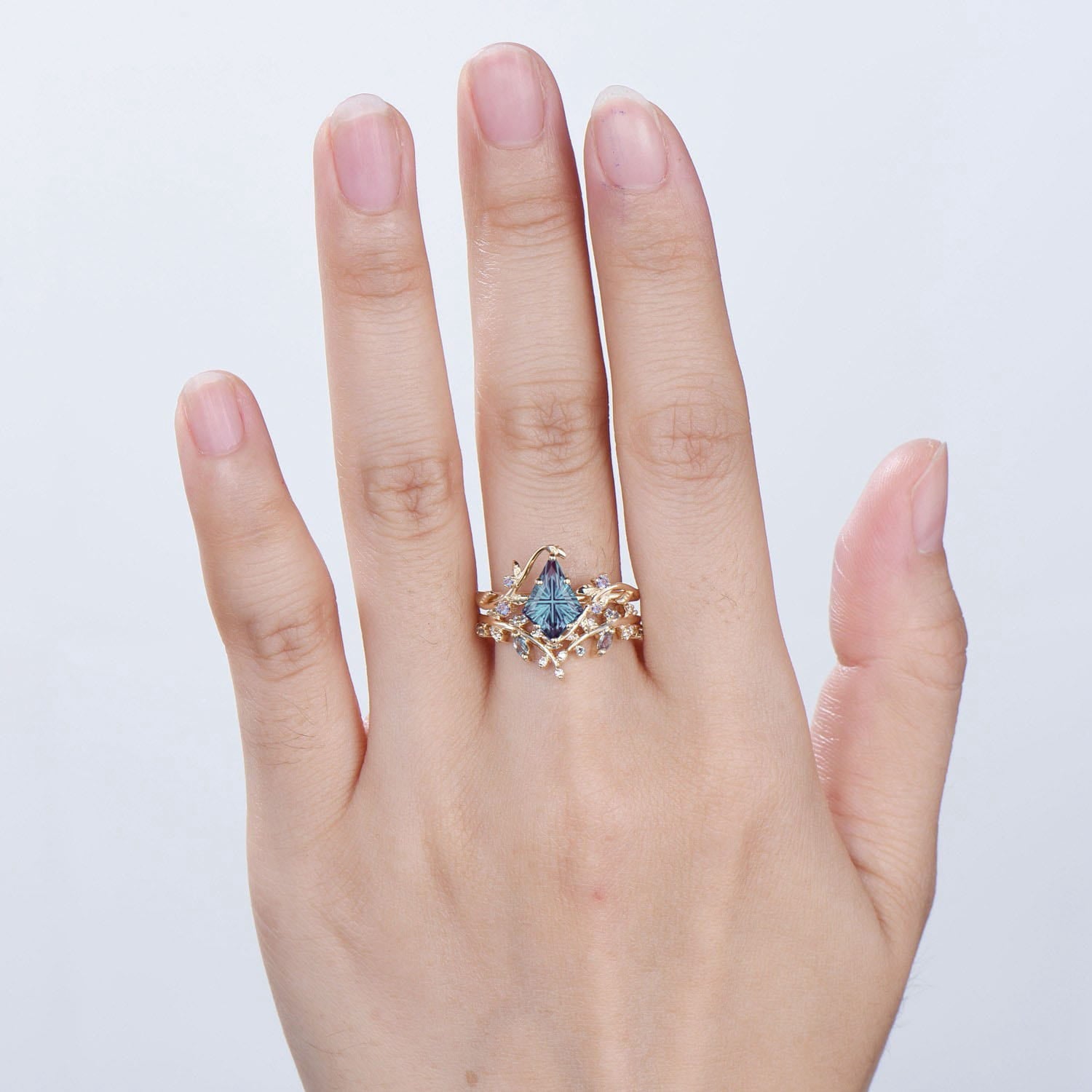 Willow Kite Cut Starburst Alexandrite Engagement Ring Set | Leaf Vine Nature Inspired Bridal Set