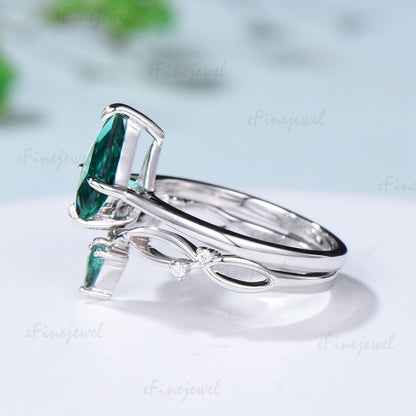 Dainty Emerald Engagement Ring Set Kite Cut Solitaire Minimalist Wedding Set Rose Gold Art Deco May birthstone Bridal Set Anniversary Gift
