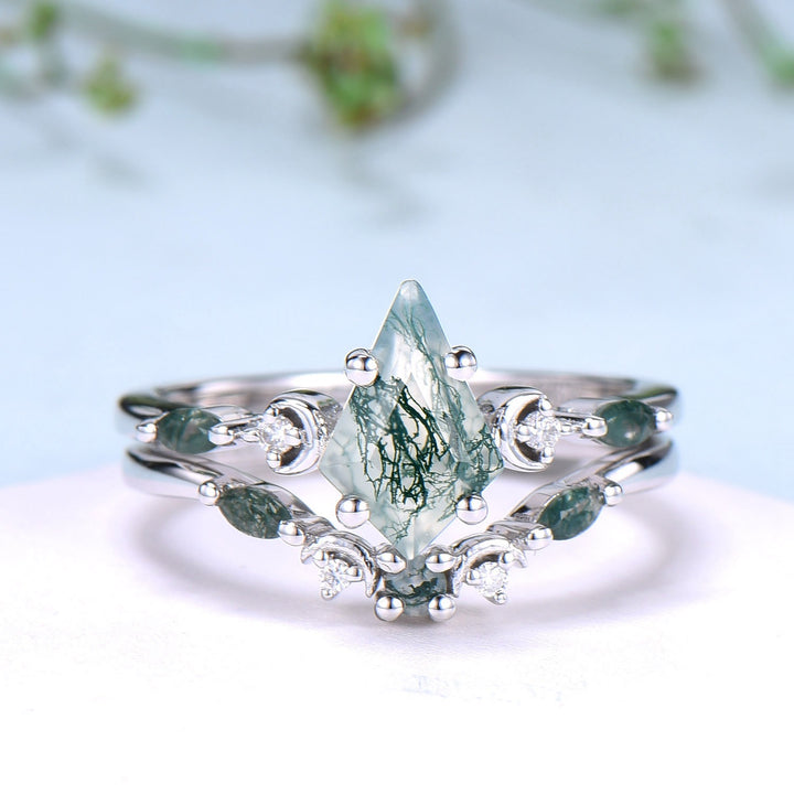 Vintage kite cut moss agate ring Five Stone crescent moon engagement ring art deco delicate bridal wedding set handmade anniversary gift - PENFINE