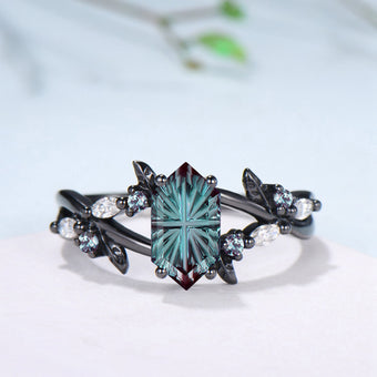 Hexagon Shaped Fantasy Cut Alexandrite Engagement Ring Color-change Split Shank Ring