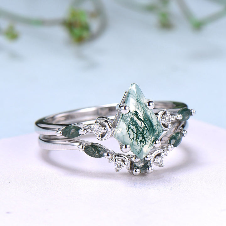 Vintage kite cut moss agate ring Five Stone crescent moon engagement ring art deco delicate bridal wedding set handmade anniversary gift - PENFINE