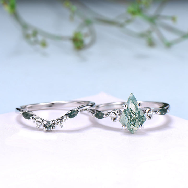 Vintage kite cut moss agate ring Five Stone crescent moon engagement ring art deco delicate bridal wedding set handmade anniversary gift - PENFINE