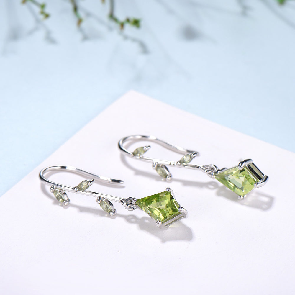 Vintage kite peridot earrings Unique pinwheel earrings marquise peridot drop stud earrings - PENFINE