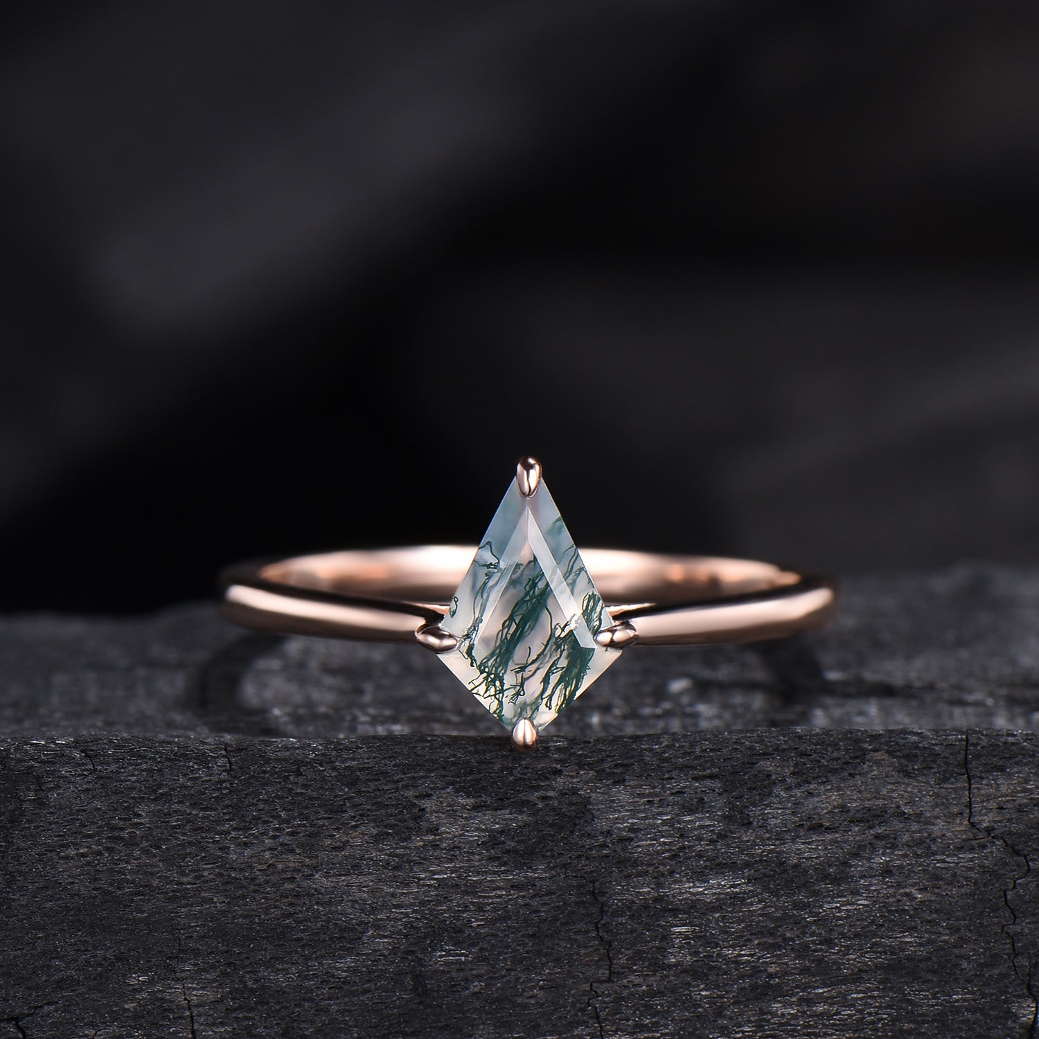 Vintage unique kite shaped green moss agate engagement ring set rose gold silver dainty princess cut moissanite bridal ring set for women