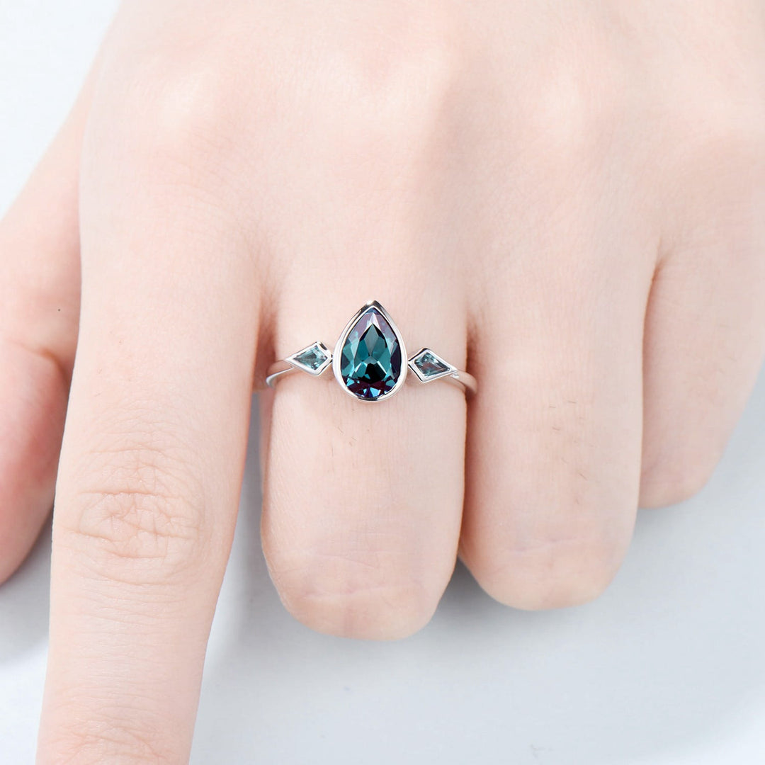 Vintage 6x9mm Pear Shaped Alexandrite Engagement Ring Three Stone Bezel Set kite color change alexandrite rose gold Wedding Ring For Women - PENFINE