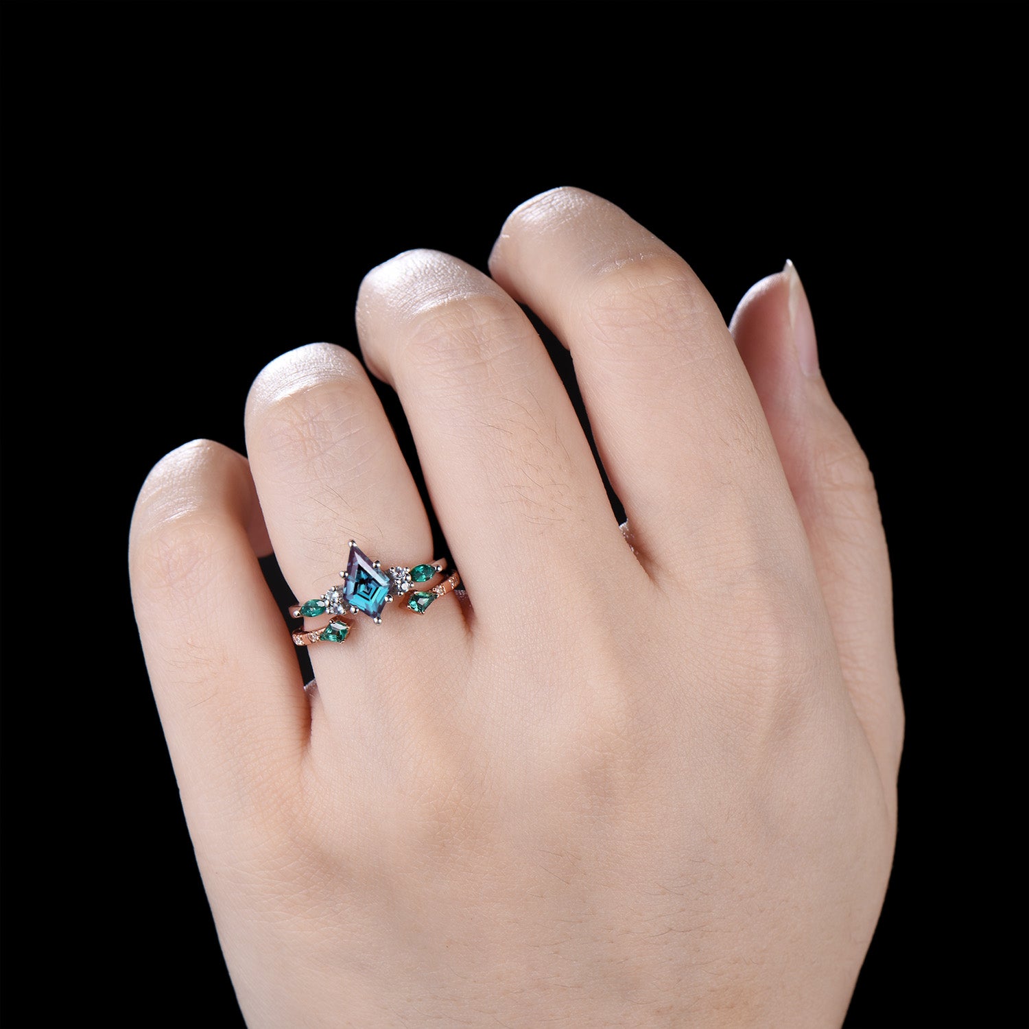Vintage Kite Cut Alexandrite Engagement Ring Set, Art Deco Marquise Emerald Bridal Set, Unique Open Gap Stacking Band Wedding Set for Women