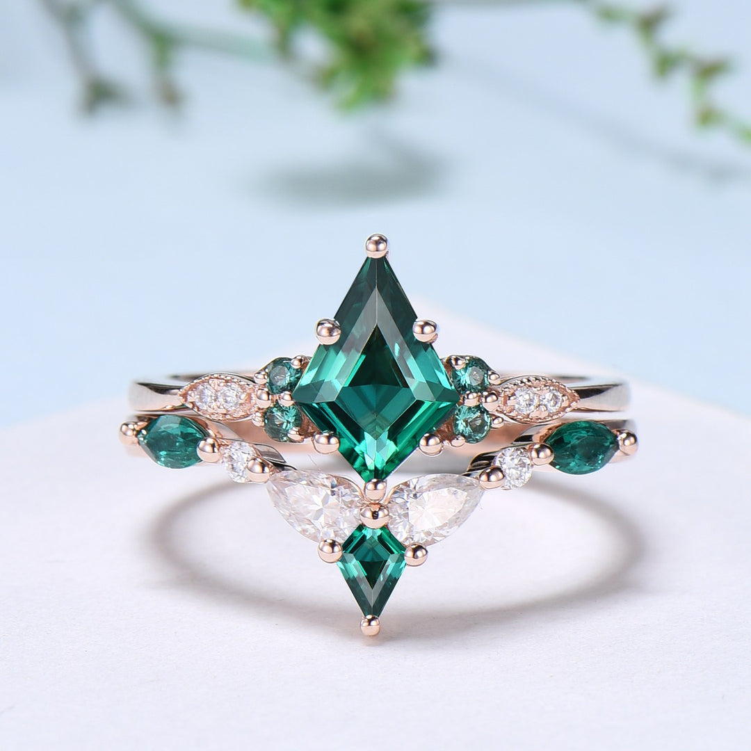 Vintage Kite Cut Emerald Ring For Women Silver Rose Gold Unique Lab Emerald Engagement Ring Art Deco Marquise Milgrain Wedding Ring Set - PENFINE