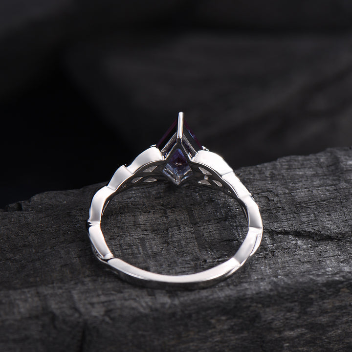 Solitaire Kite Cut Alexandrite Ring Celtic Love Knot Norse Viking Alexandrite Engagement Ring
