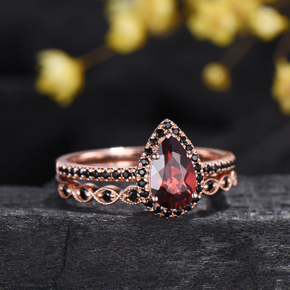 Vintage Garnet Engagement Ring Set Rose Gold 5x8 mm Pear Shaped January Birthstone Wedding Ring Art Deco Black Spinel Band Bridal Set