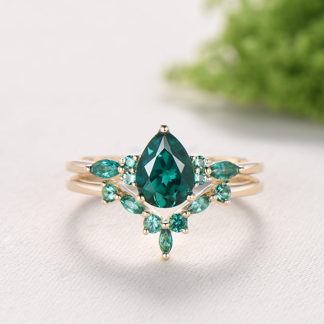 Vintage Pear Shaped Emerald Engagement Ring Set Retro Marquise Emerald Wedding Ring Set Art Deco Green Gemstone Anniversary Bridal Ring Set - PENFINE
