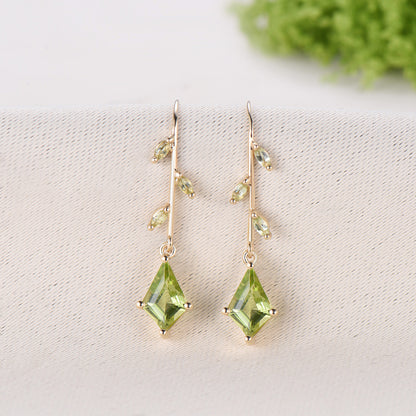 Vintage kite peridot earrings Unique pinwheel earrings marquise peridot drop stud earrings
