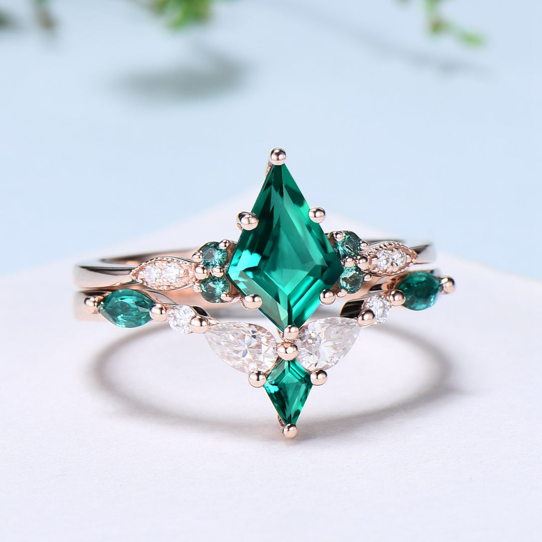 Vintage Kite Cut Emerald Ring For Women Silver Rose Gold Unique Lab Emerald Engagement Ring Art Deco Marquise Milgrain Wedding Ring Set - PENFINE