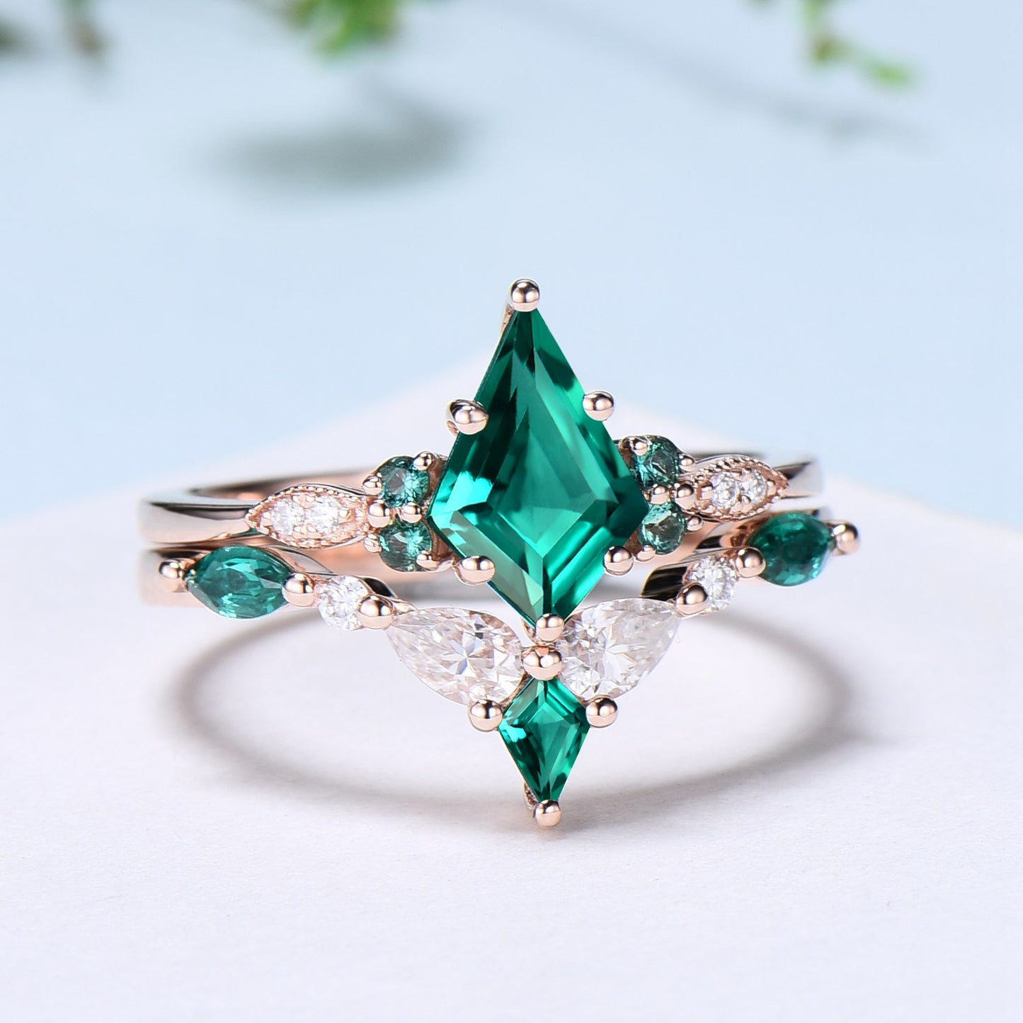 Vintage Kite Cut Emerald Ring For Women Silver Rose Gold Unique Lab Emerald Engagement Ring Art Deco Marquise Milgrain Wedding Ring Set - PENFINE