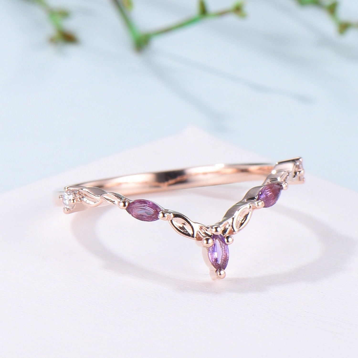 Vintage Curved V amethyst wedding band yellow gold leaf vine matching band purple crystal art deco stacking promise ring anniversary gift - PENFINE