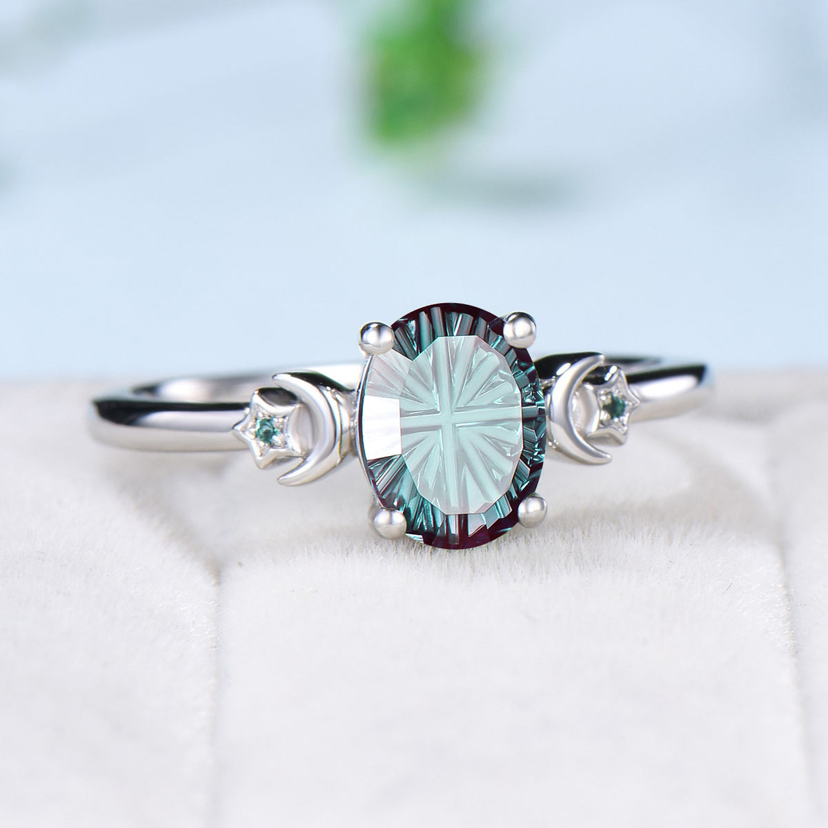 Unique Oval Shape Fantasy Cut Color-change Alexandrite Celetial Engagement Ring
