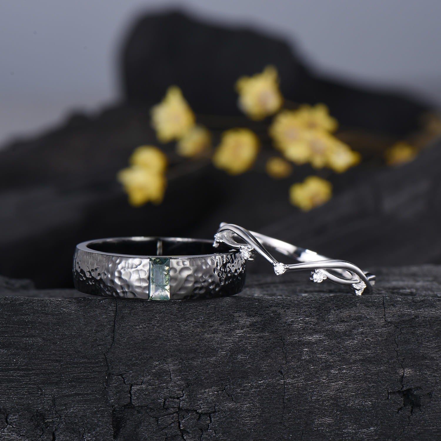 Couples Ring Set 5mm Moss Agate Hammer Men's Wedding Ring Moissanite Curved Band