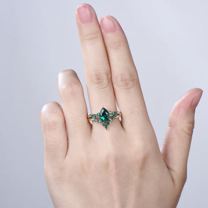 Vintage Pear Shaped Emerald Engagement Ring Set Retro Marquise Emerald Wedding Ring Set Art Deco Green Gemstone Anniversary Bridal Ring Set - PENFINE