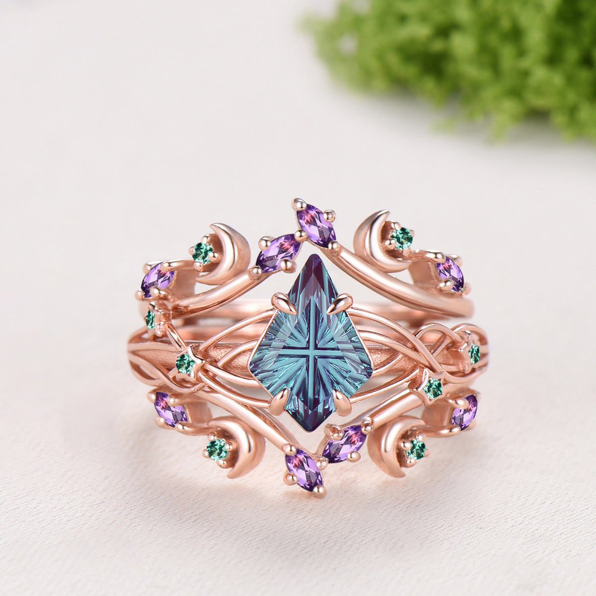 Kite Shaped Fantasy Cut Color-change Alexandrite Twisted Ring Set Amethyst Enhancer Stacking Band