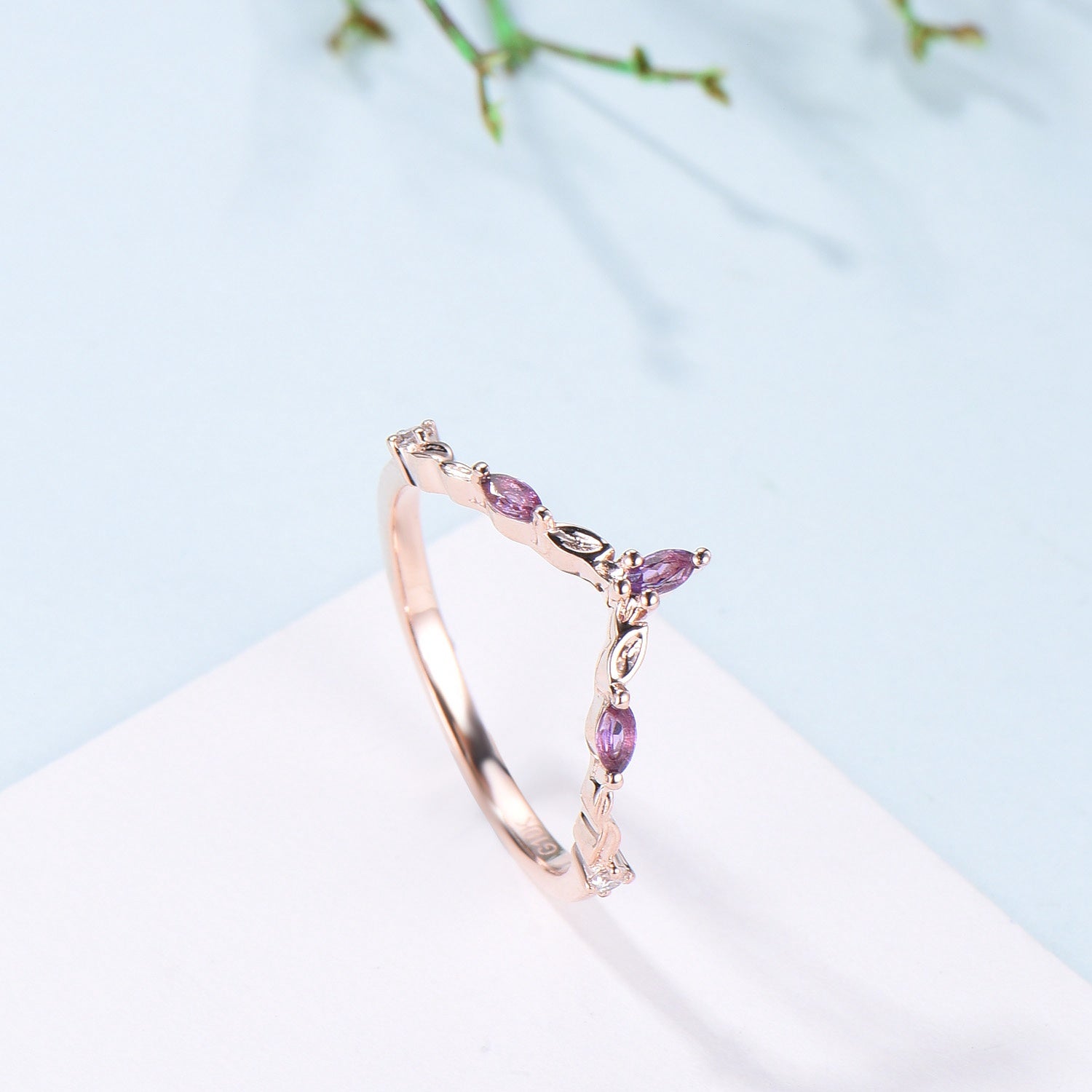 Vintage Curved V amethyst wedding band yellow gold leaf vine matching band purple crystal art deco stacking promise ring anniversary gift - PENFINE