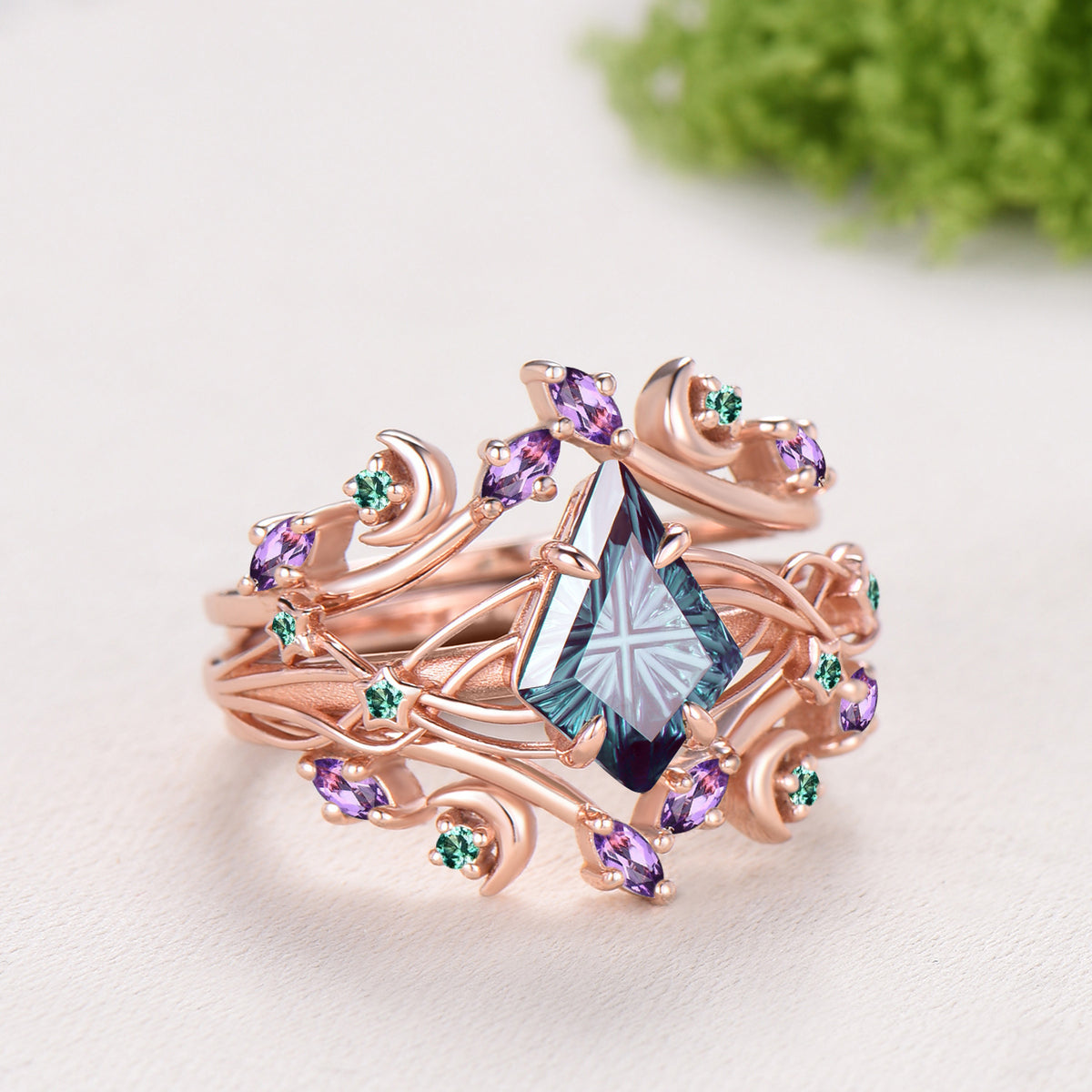 Kite Shaped Fantasy Cut Color-change Alexandrite Twisted Ring Set Amethyst Enhancer Stacking Band