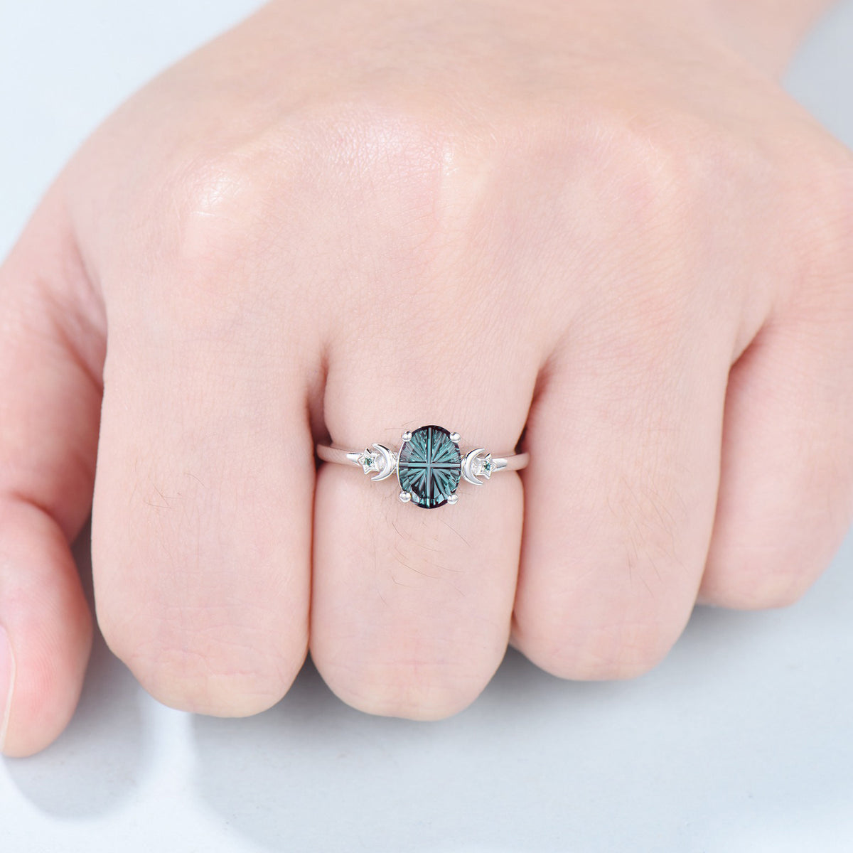 Unique Oval Shape Fantasy Cut Color-change Alexandrite Celetial Engagement Ring